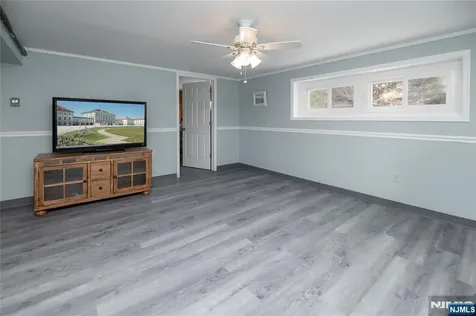 100 Eyland Avenue Roxbury Township NJ 07876