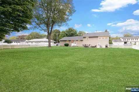 100 Eyland Avenue Roxbury Township NJ 07876