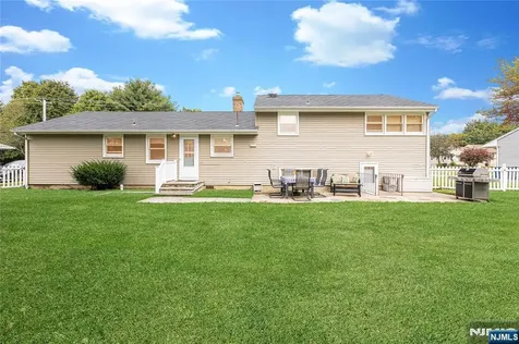 100 Eyland Avenue Roxbury Township NJ 07876