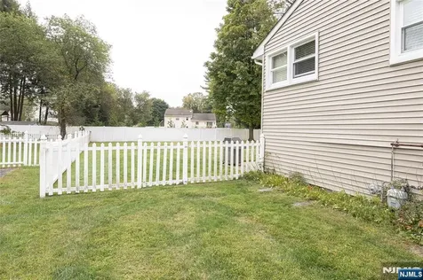 100 Eyland Avenue Roxbury Township NJ 07876