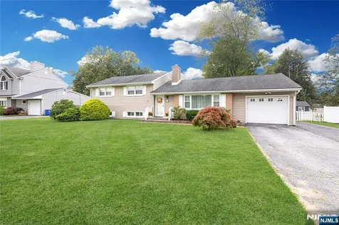 100 Eyland Avenue Roxbury Township NJ 07876