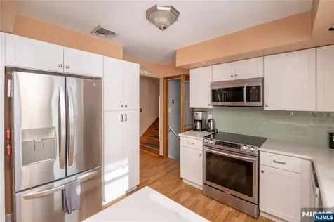 100 Eyland Avenue Roxbury Township NJ 07876