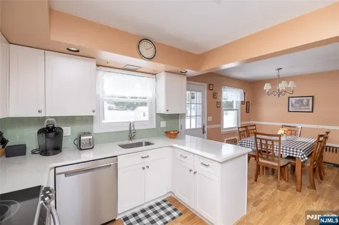 100 Eyland Avenue Roxbury Township NJ 07876