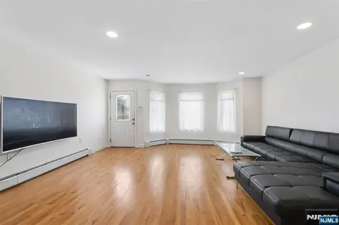 61 Columbia Avenue Cliffside Park NJ 07010
