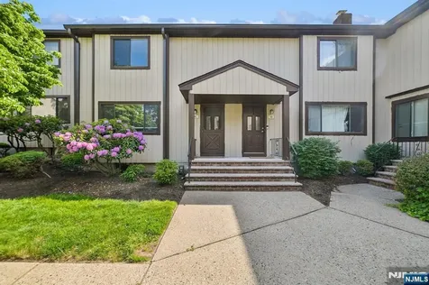 38 Park Street Florham Park Borough NJ 07932