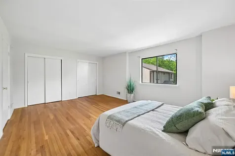 38 Park Street Florham Park Borough NJ 07932