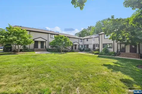 38 Park Street Florham Park Borough NJ 07932