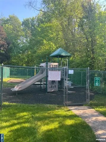 38 Park Street Florham Park Borough NJ 07932