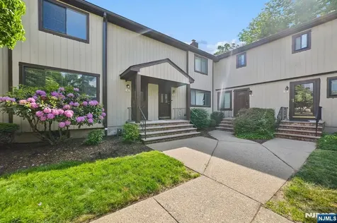 38 Park Street Florham Park Borough NJ 07932