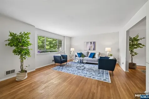 38 Park Street Florham Park Borough NJ 07932