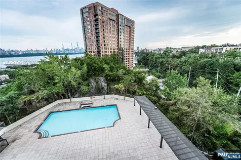 250 Gorge Cliffside Park NJ 07010