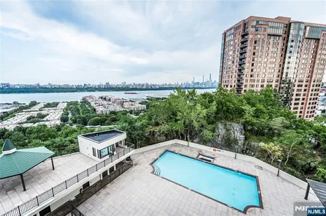 250 Gorge Cliffside Park NJ 07010