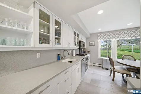 21 Ridge Road Norwood NJ 07648