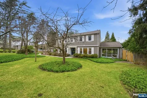 21 Ridge Road Norwood NJ 07648