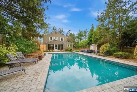 21 Ridge Road Norwood NJ 07648