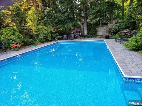 21 Ridge Road Norwood NJ 07648
