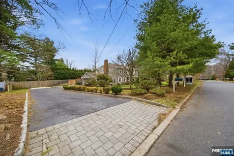 21 Ridge Road Norwood NJ 07648