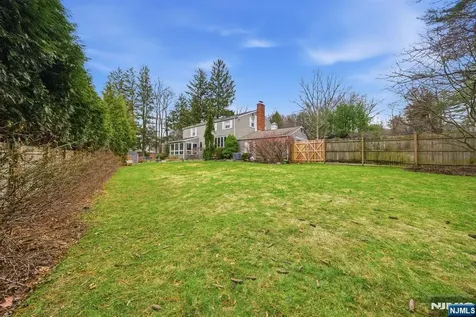 21 Ridge Road Norwood NJ 07648