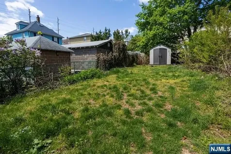 199 Van Winkle Street East Rutherford NJ 07073