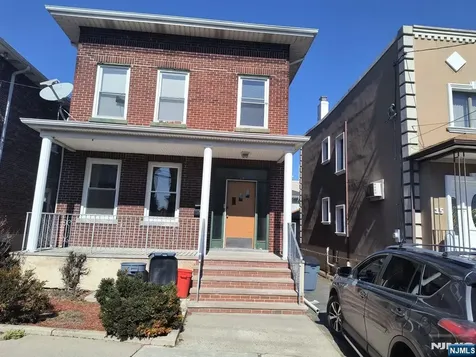 17 Laird Place Cliffside Park NJ 07010