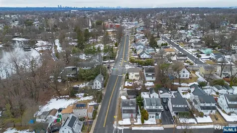 4 Banta Place Bergenfield NJ 07621
