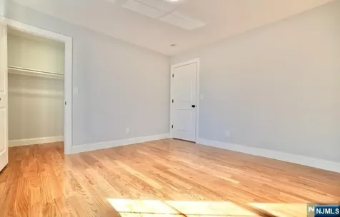 236-238 Keer Avenue Newark NJ 07112
