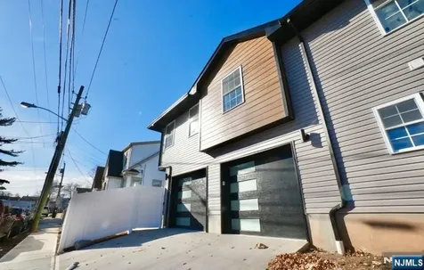 236-238 Keer Avenue Newark NJ 07112