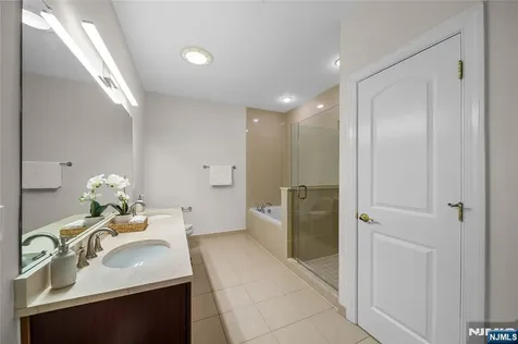 1415 Windsor Park Court Englewood NJ 07631