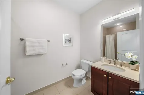 1415 Windsor Park Court Englewood NJ 07631