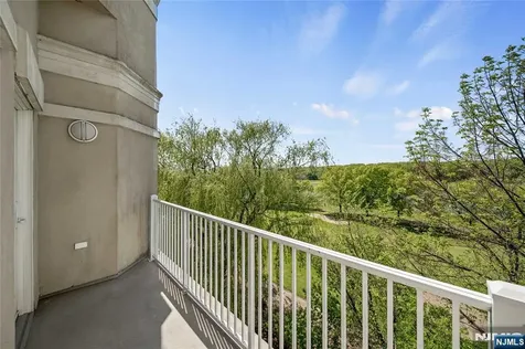 1415 Windsor Park Court Englewood NJ 07631