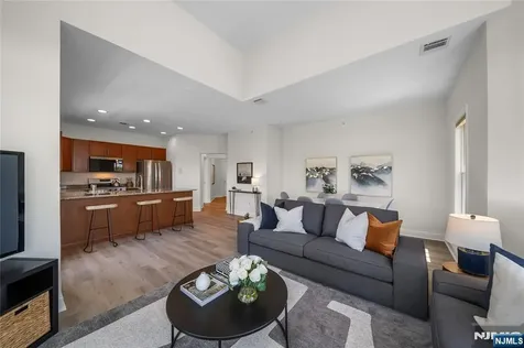 1415 Windsor Park Court Englewood NJ 07631