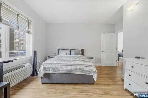 5114 City Place Edgewater NJ 07020