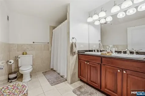 5114 City Place Edgewater NJ 07020