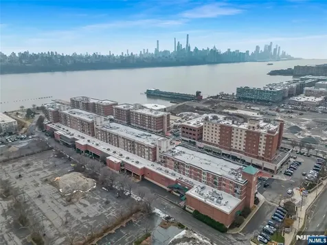 5114 City Place Edgewater NJ 07020