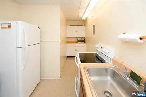 235 Prospect Avenue Hackensack NJ 07601