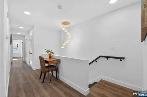 687 18th Avenue Irvington NJ 07111