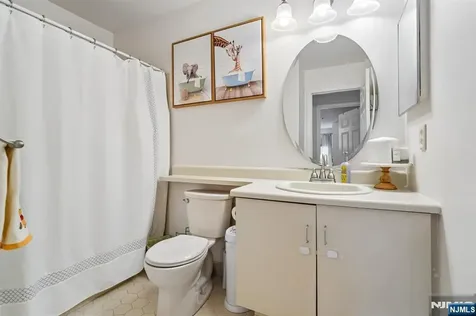 1317 Paddington Road Mahwah NJ 07430