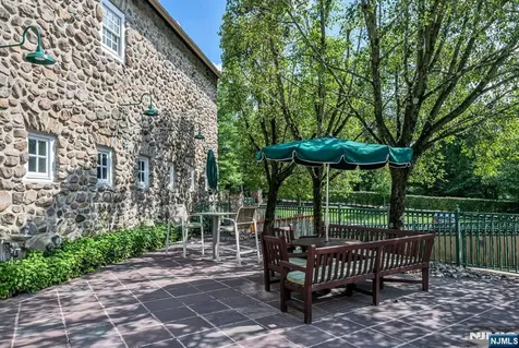 1317 Paddington Road Mahwah NJ 07430