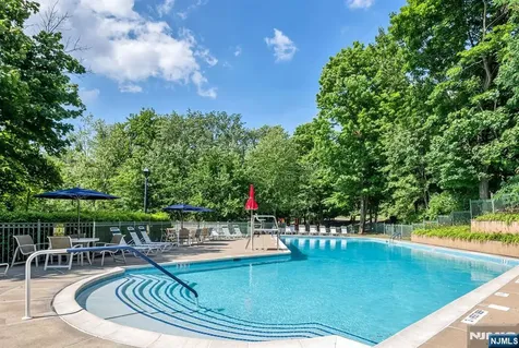 1317 Paddington Road Mahwah NJ 07430