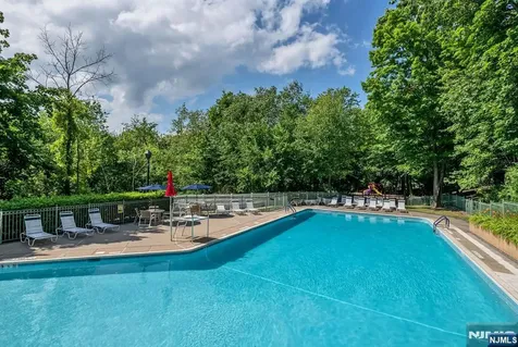 1317 Paddington Road Mahwah NJ 07430