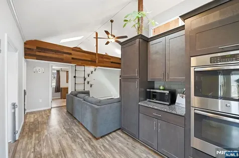 42 Woodside Drive West Milford NJ 07480
