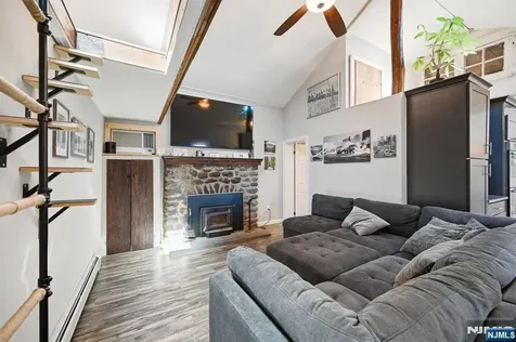 42 Woodside Drive West Milford NJ 07480