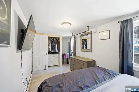 42 Woodside Drive West Milford NJ 07480