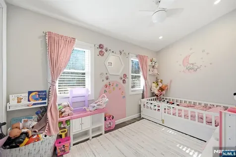 42 Woodside Drive West Milford NJ 07480
