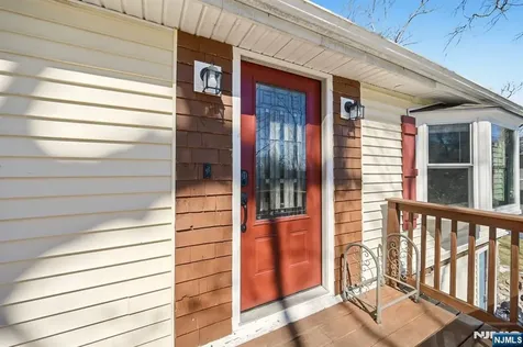 42 Woodside Drive West Milford NJ 07480