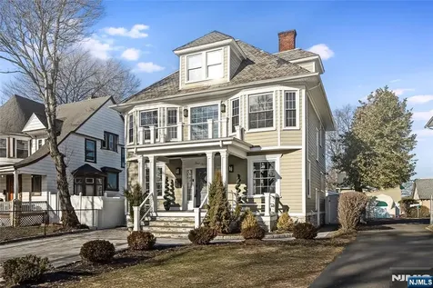 449 Park Avenue Orange NJ 07050