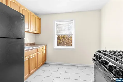 28 Sheffield Avenue Englewood NJ 07631