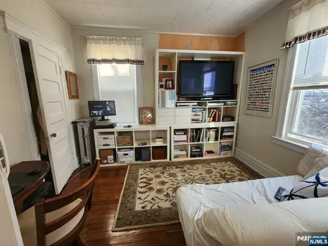 31 Union Place North Arlington NJ 07031