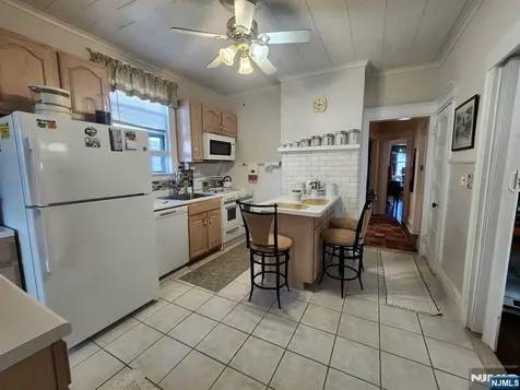 31 Union Place North Arlington NJ 07031