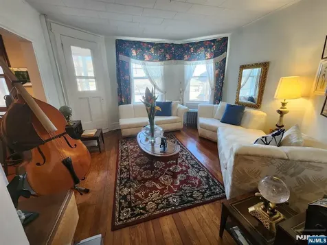 31 Union Place North Arlington NJ 07031